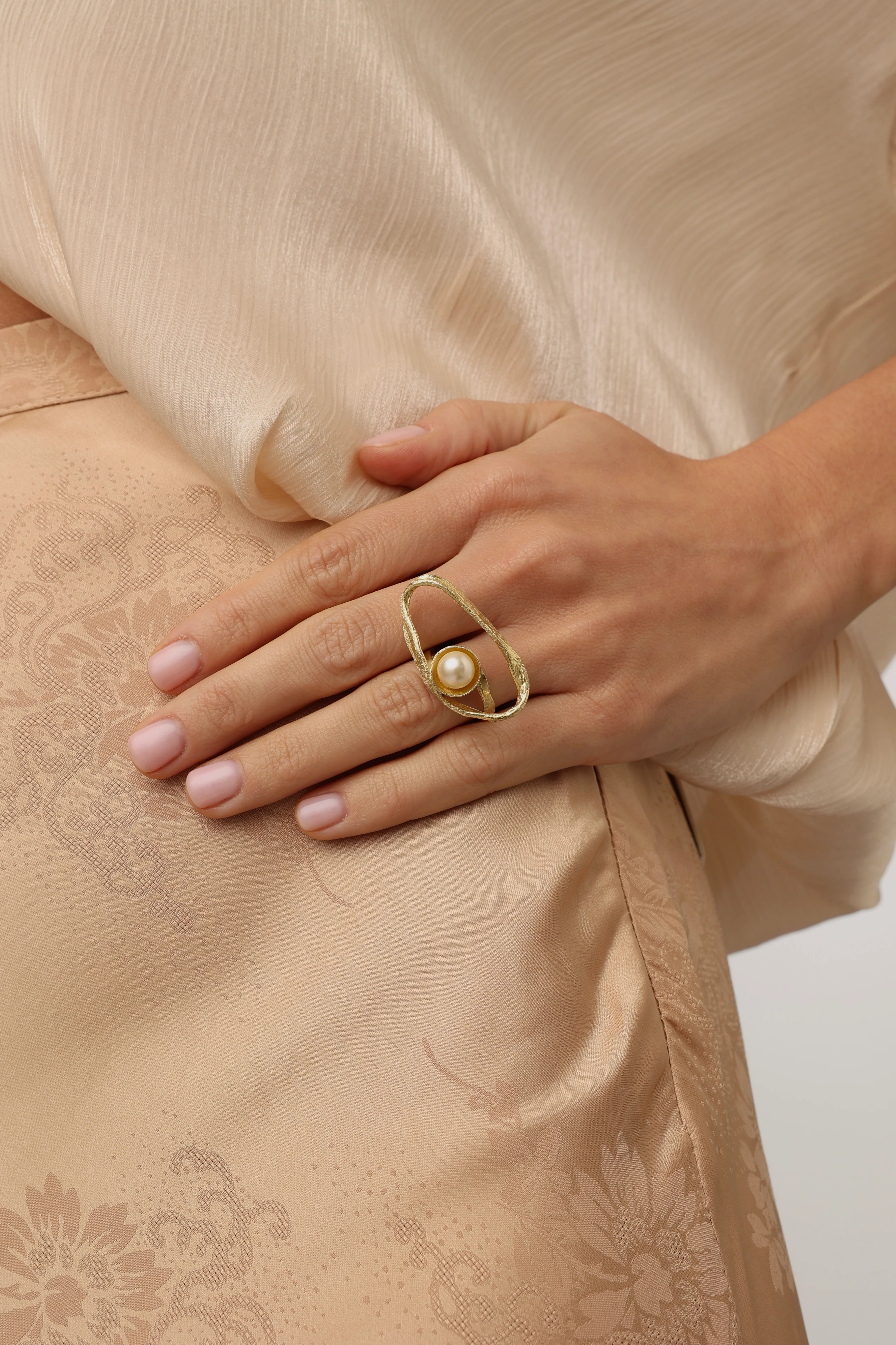 Aeris Ring Handmade | Kalliope Jewelry - Image 2