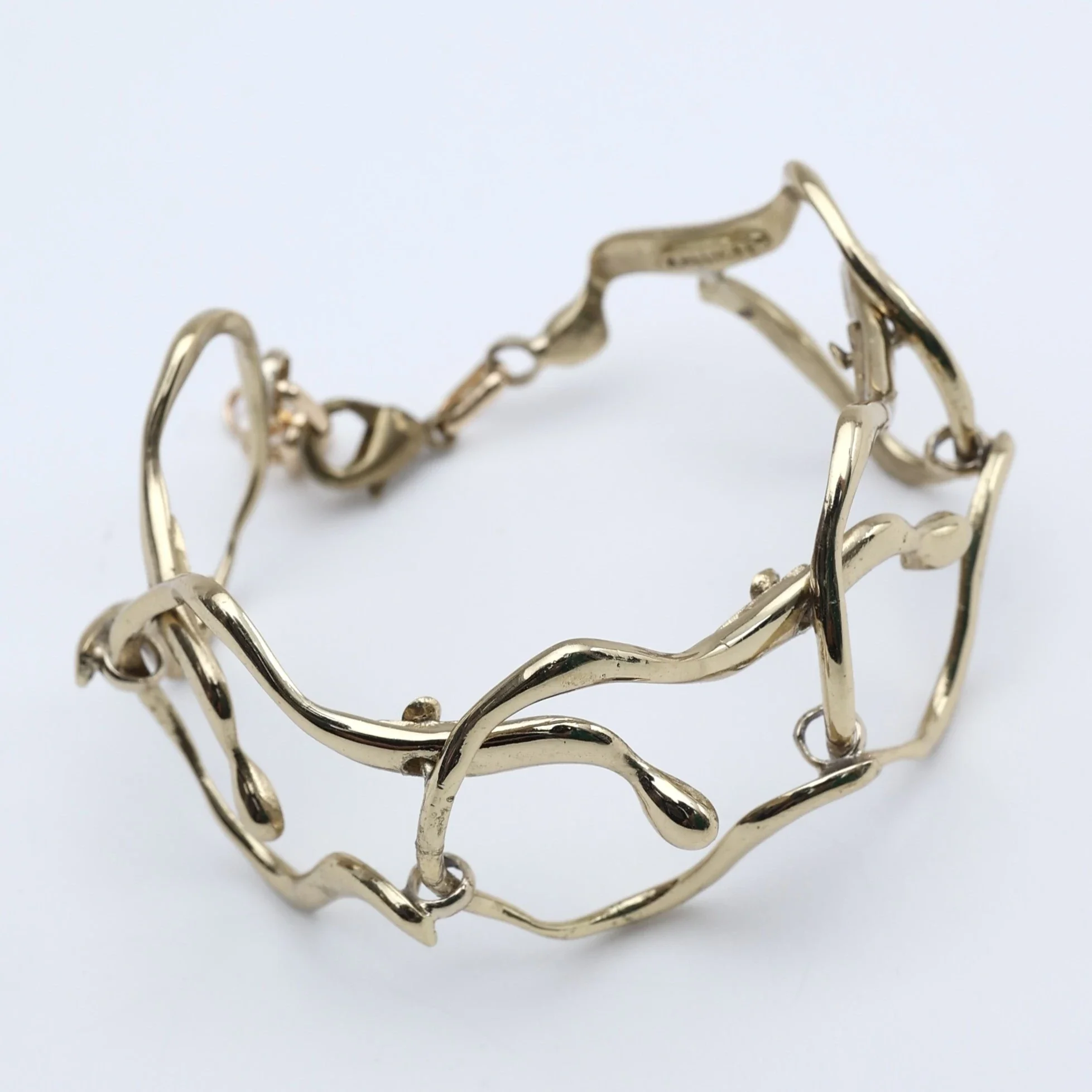 Air Bracelet