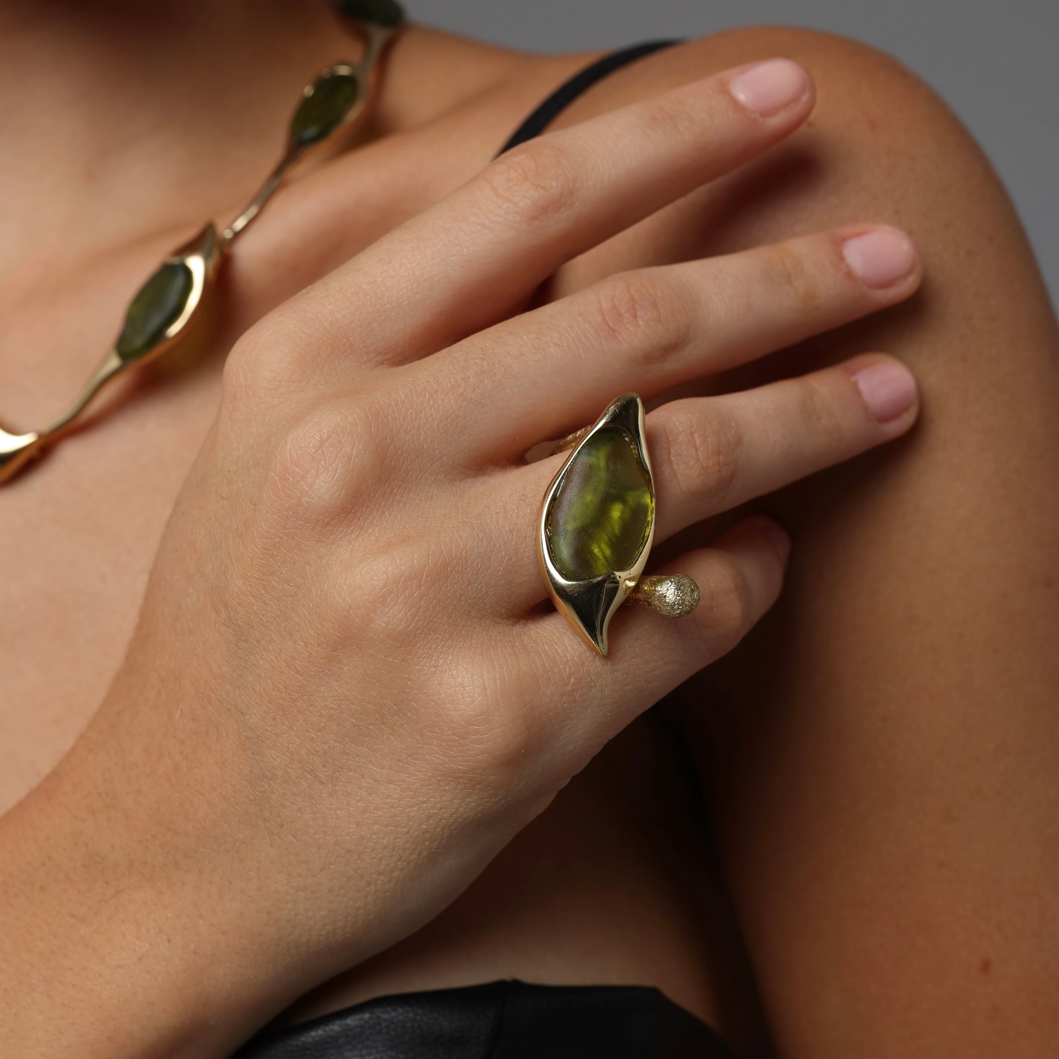 Cocoon Ring Handmade | Kalliope Jewelry - Image 8