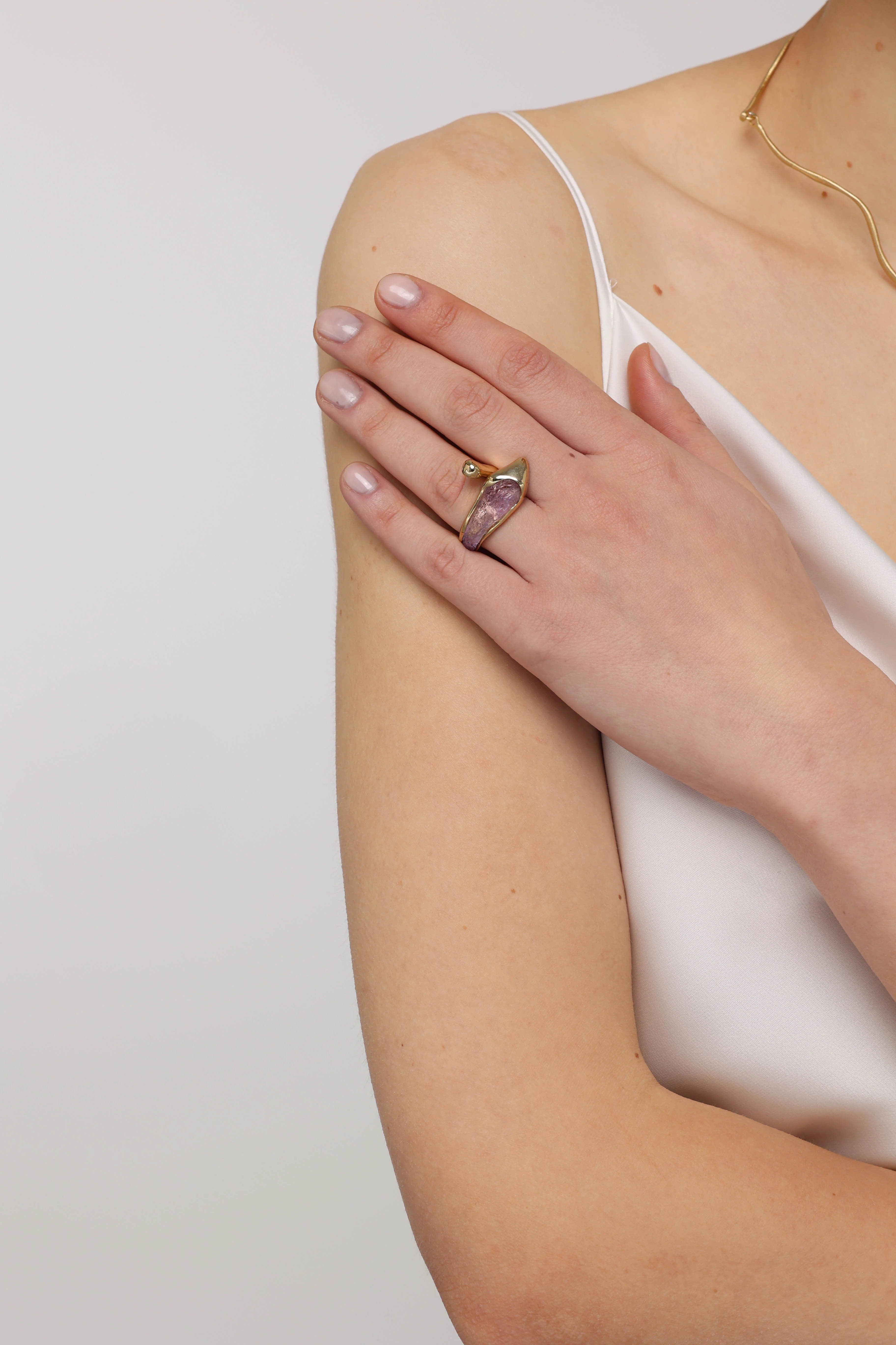 Cocoon Ring Handmade | Kalliope Jewelry - Image 9