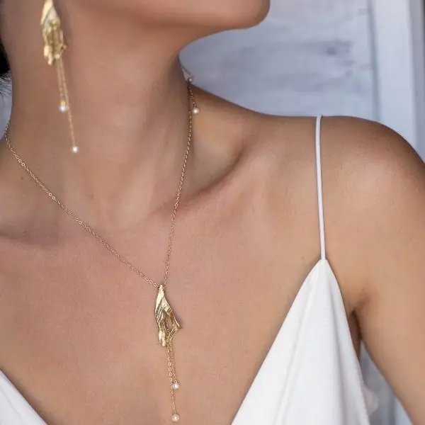 Lily Necklace - Image 3