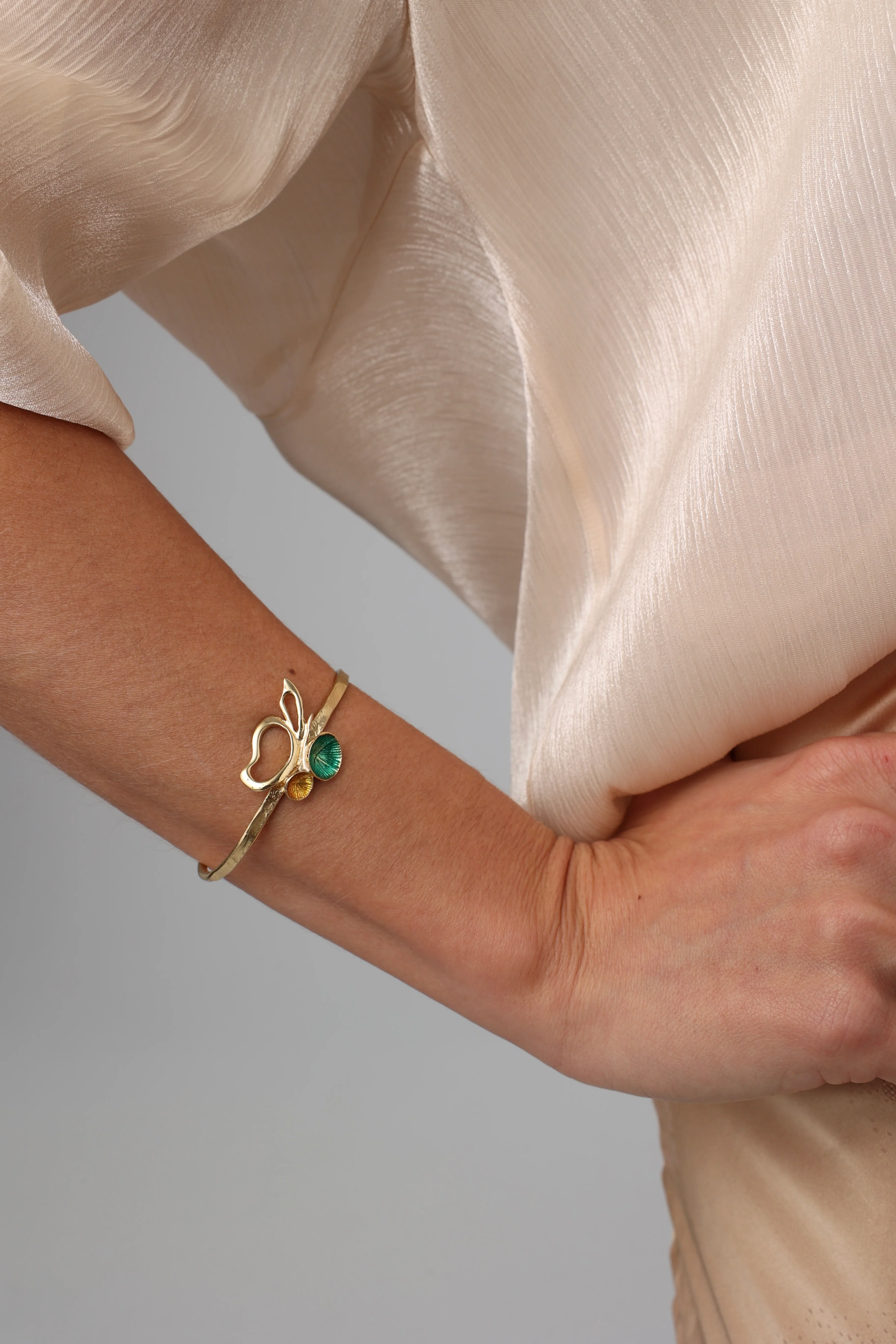 Nolia Bracelet Handmade | Kalliope Jewelry - Image 2
