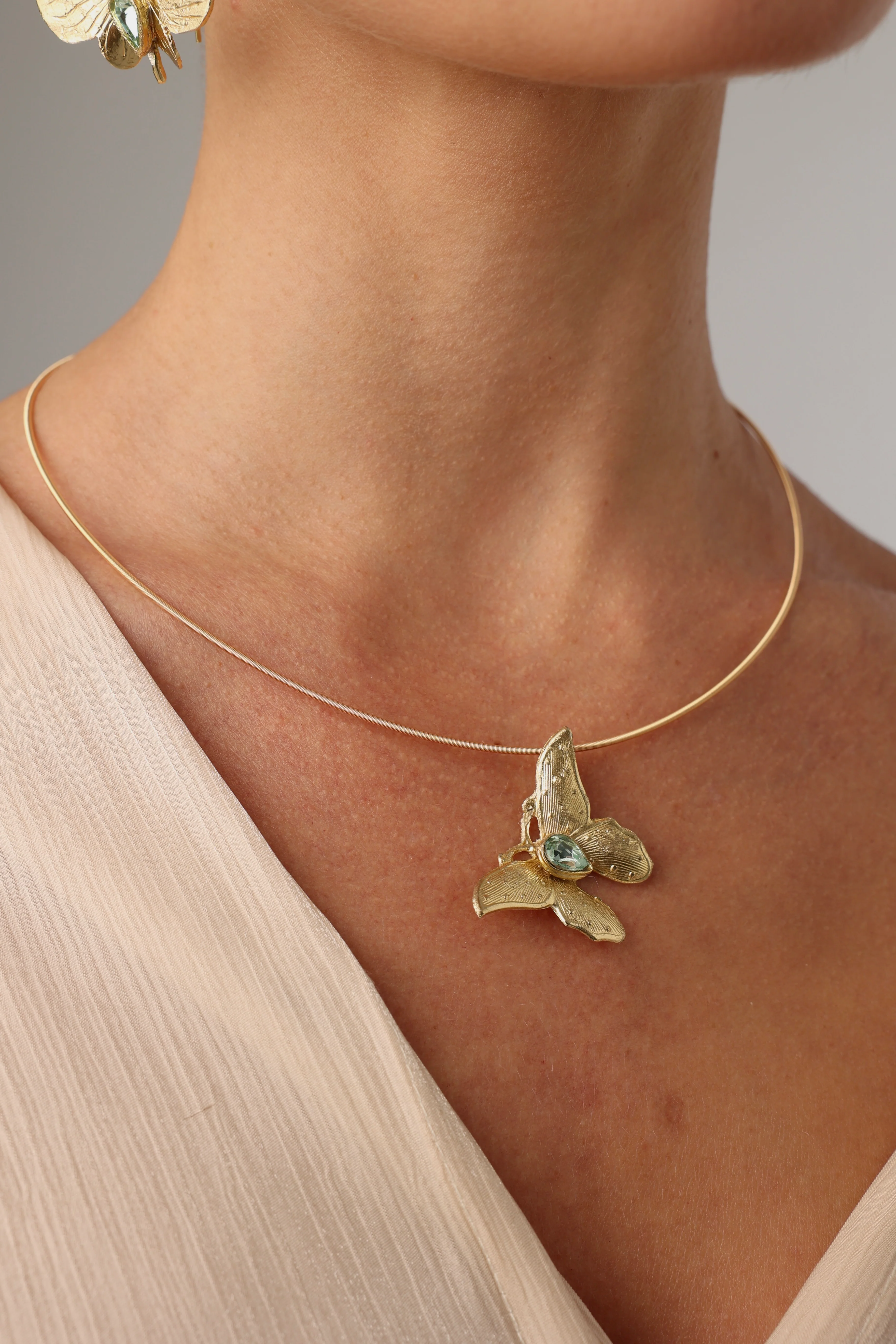 Nymia Necklace Handmade | Kalliope Jewelry - Image 3