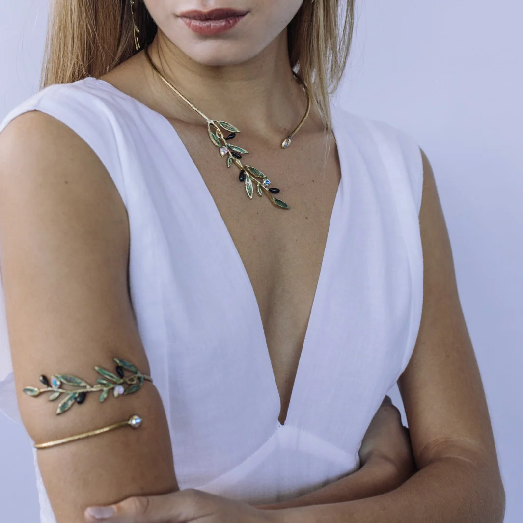 Short Olivia Necklace - Image 6