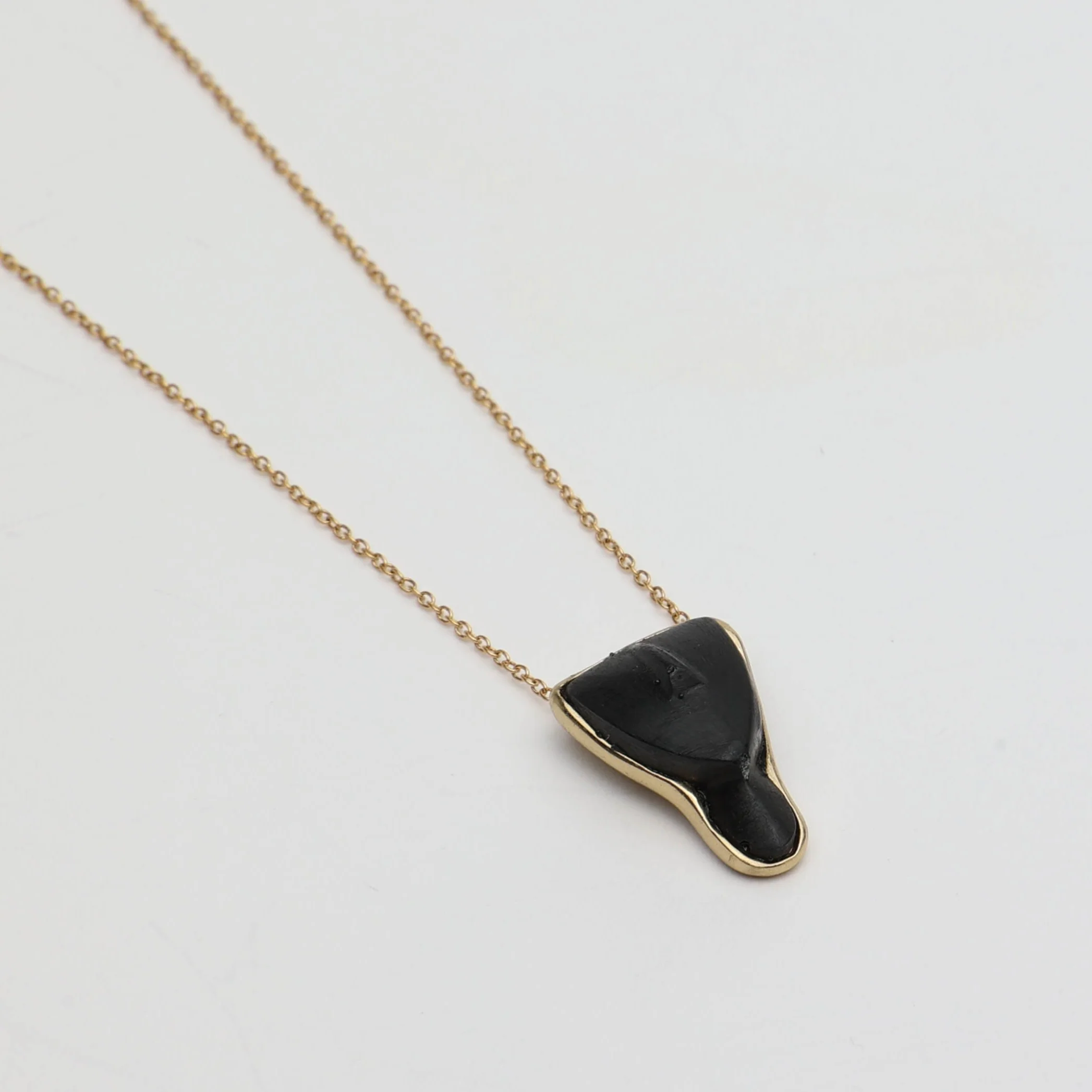 Visage Small Necklace - Image 3